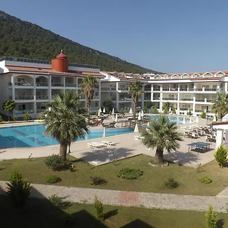 Akbuek Palace Apartman